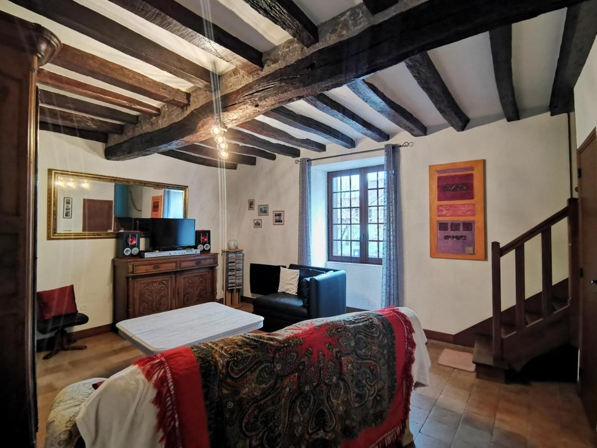 Aux Acacias Vila Braye-sous-Faye Exterior foto